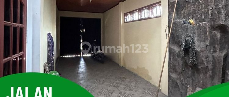 For Sale Villa Mosque Road - West Beach Road 1