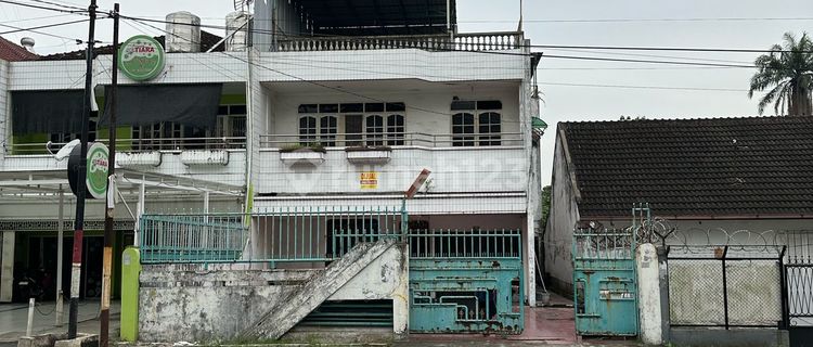 For Sale Spacious Villa with Title Deed on Jl. Teuku Cik Ditiro, Madras Hulu, Medan Polonia Sub-district, Medan City, North Sumatra, Medan Polonia 1