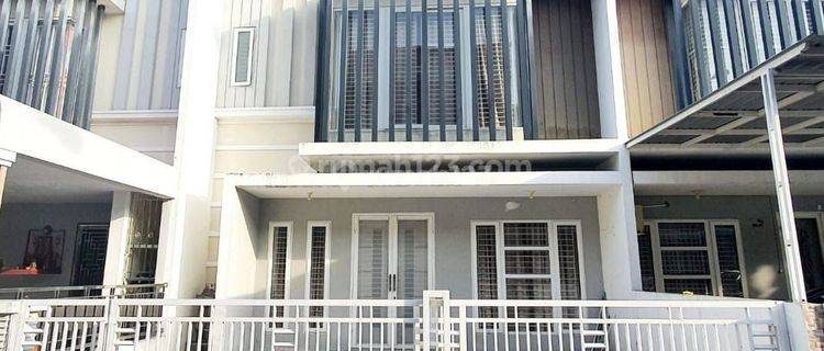 Dijual Villa Komp Mutiara Palace 1