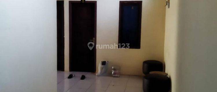 Dijual Kost Belakang Uns 1