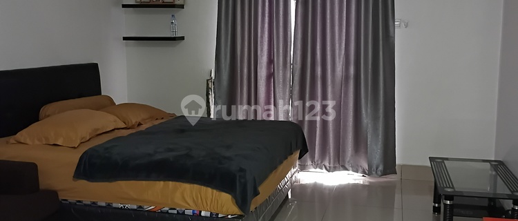 Disewakan Pertahun ,kamar Apartemen 1 Br Di Mtc  1