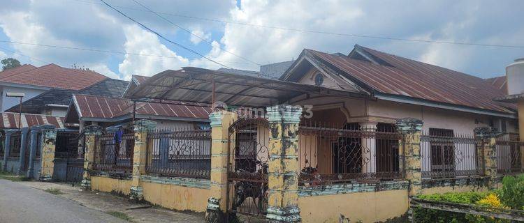 Dijual Rumah di Area Pemukiman 1