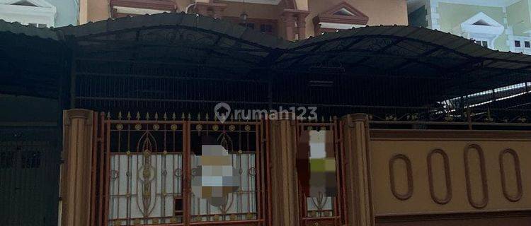 DISEWAKAN SEGERA RUMAH 2 LANTAI BOULEVARD BANJAR WIJAYA 1