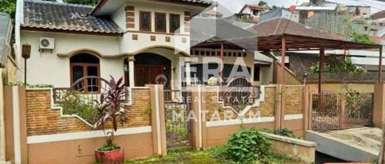 Rumah Semi Furnished SHM di Abdulrahman Saleh Kalibanteng Semarang Arat, Semarang 1