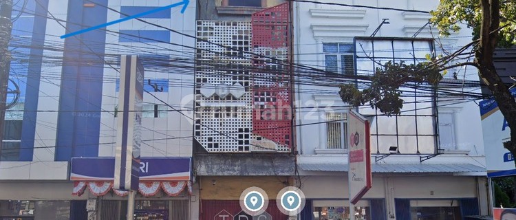 For Sale Cheap 3.5 Story Shophouse in Banking Area, A. P. Pettarani District. 1