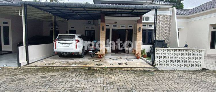 Rumah Fully Furnished + Kolam Renang 1