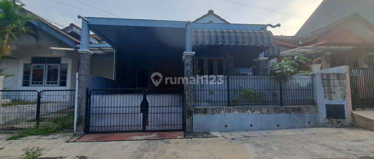 Dijual Rumah Semi Furnished Siap Huni di Bsd Griya Loka 1