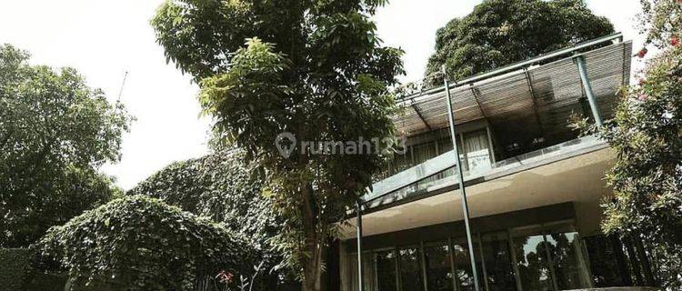 Dijual Rumah Sangat Mewah Design Arsitek Terkenal 2 Lantai Semi Furnish Di Pejaten Jakarta Selatan 1