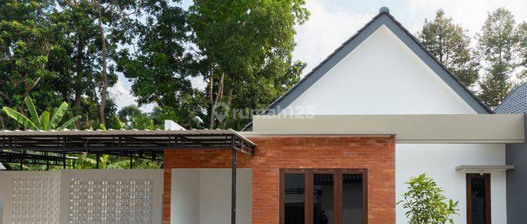 Rumah 1 Lantai Scandinavian di Dekat Kampus Unnes Gunungpati 1