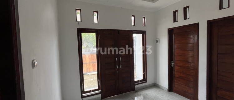 Affordable and Ready-to-Occupy House in Tabana City, Bali. 35 Minutes to Canggu. 1