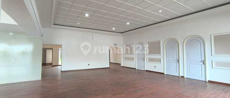 Large House in the Babura Area 1