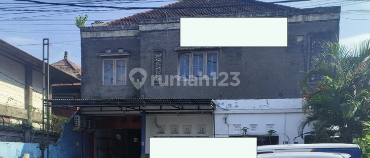 Strategic Hook Shophouse in Central Denpasar for Sale, 2 Floors V504 1