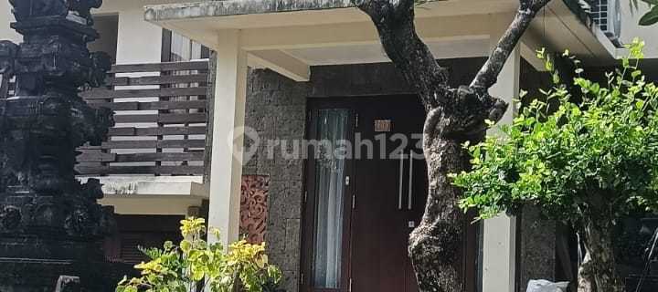 3+1 Bedroom House with One Gate System in Central City Renon with Premium Pool 1