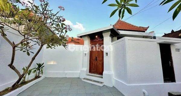 Villa.2 Kamar Tidur Hanya 5 Menit Ke Pantai Seminyak 1