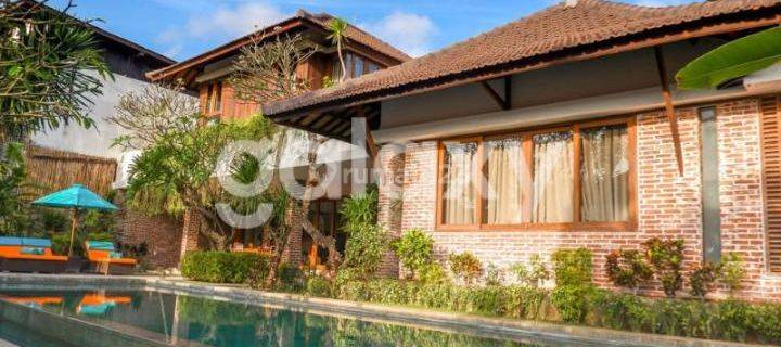 VILLA LUXURY UMALAS KEROBOKAN BADUNG, BALI 1