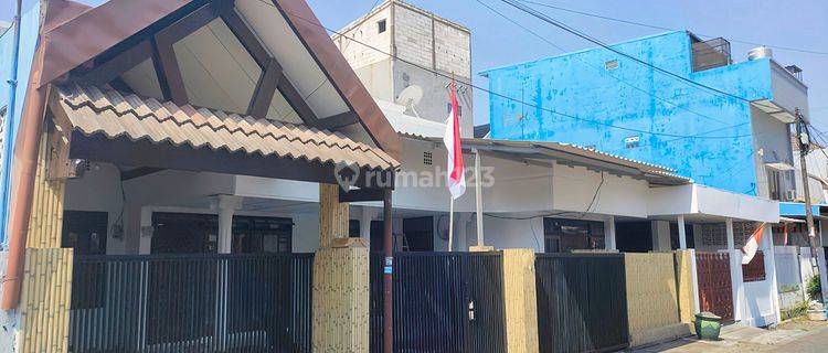 Hitung Tanah! Rumah 1.5 Lantai Di Darmo Permai Utara Hadap Barat Daya Murah 1