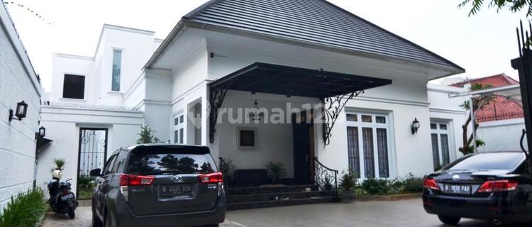 FOR SALE Ready-to-Occupy House MENTENG, CENTRAL JAKARTA (JO) 1
