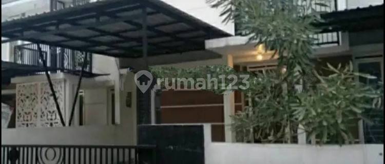 2-Storey House, 4 Bedrooms, Fully Furnished, Modern Minimalist, Ready to Occupy, Strategic Location Near Brawijaya University, UIN, ITN, UMM, Unisma, Graha Merjosari Asri Housing, Merjosari, Malang City, East Java 1