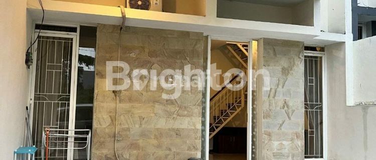 2-STORY FULLY FURNISHED HOUSE, GRAHA MERJOSARI ASRI HOUSING, NEAR BRAWIJAYA UNIVERSITY, UMM, UIN, ITN, GAJAYANA, UMM, UNISMA, MERJOSARI, LOWOKWARU, MALANG CITY, EAST JAVA 1