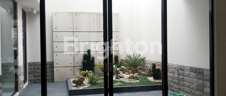 *RUMAH 2 LANTAI, KONDISI SIAP HUNI, BAGUS, BISA SEMI FURNISHED/ UNFURNISHED, TAMAN SULFAT, SULFAT, MALANG KOTA, JAWA TIMUR* 1