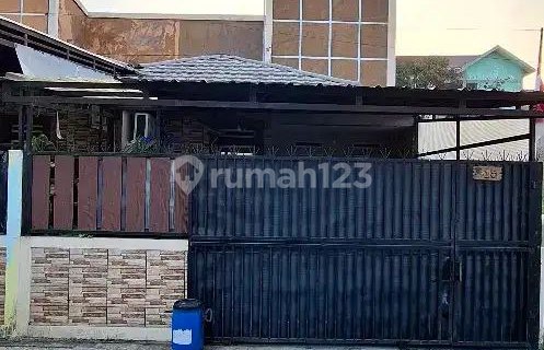 Comfortable Minimalist House in Strategic Cisaranten 1