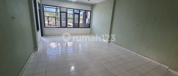 For Rent: 2-Story Shophouse Suitable for Various Businesses, Main Road Jl.Suci 1