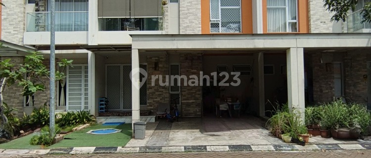 House in London Type Europe Cluster Sedayu City 1