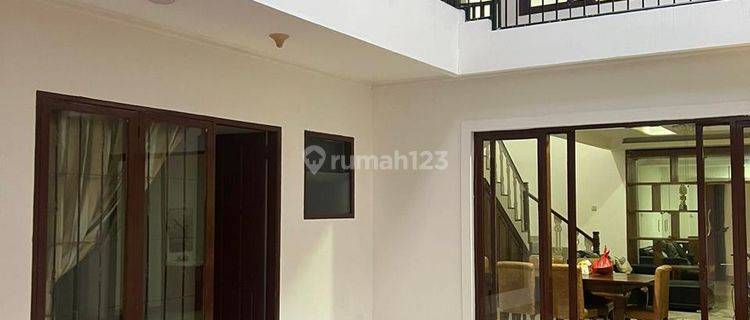 Langka Rumah Malabar Setiabudi Jakarta Selatan Mewah 1