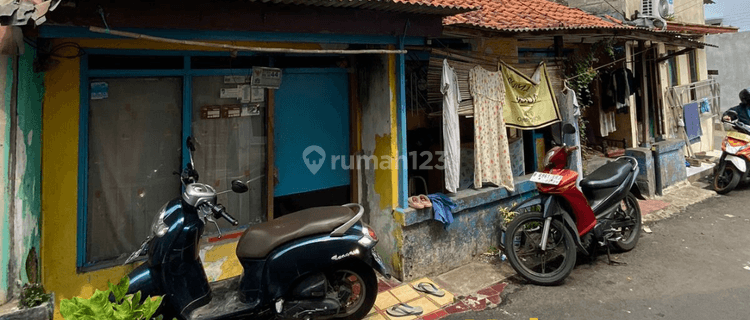 Rumah Hitung Tanah di Kawasan Elite Dekat Ragunan, Kebagusan 1