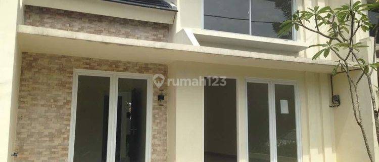 Rumah Siap Huni Ceiling Tinggi 8,2m Dekat Cibubur Di Cikeas 1