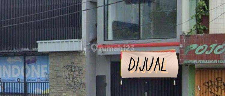 Ruko 3 Lantai di Kebon Jeruk, Jakarta Barat 1