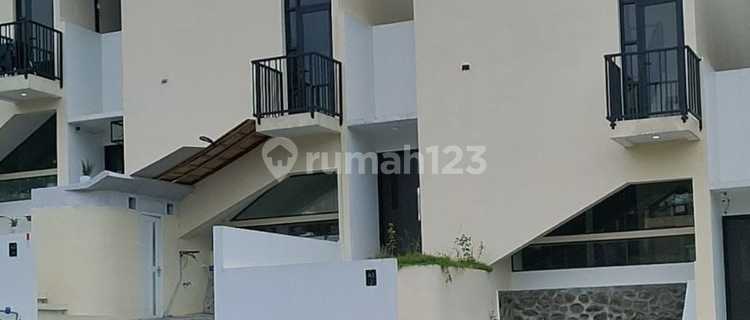 House in Green Hill Cluster, East Ungaran Leyangan 1