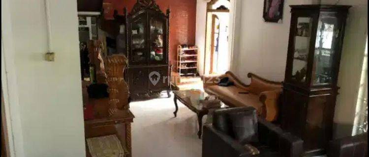 Rumah Terawat Nyaman Asri Siap Huni Lokasi Strategis di Antapani Bandung 1