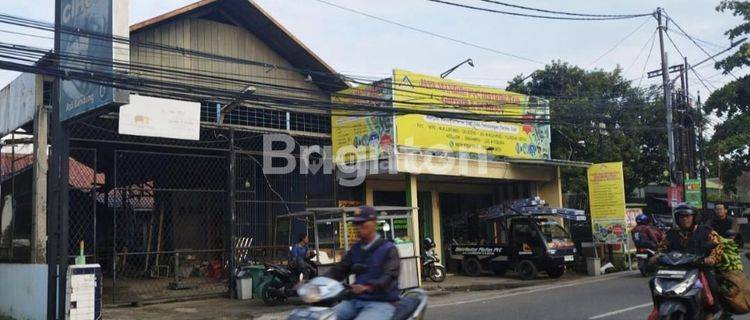 di jual cepat rumah pinggir jalan lokasi sangat strategis  1