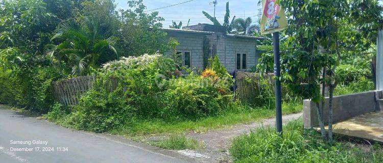 Tanah Bentuk Persegi + Bangunan 1