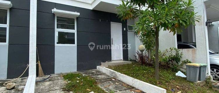 Dijual Cepat Rumah 2 Lantai di Jl Sinar Mas Land Boulevard , Balikpapan Utara 1