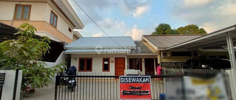 Disewakan Rumah Semi Furnished di Jl. Sikatan, Daerah Rajawali,ilir Timur 1 Palembang 1