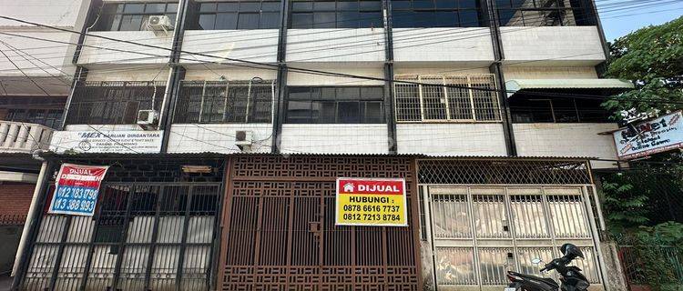 Di Jual Ruko 4 Lantai Di Jl. Krakatau 1