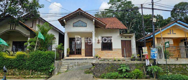 DIJUAL RUMAH SIAP HUNI HARGA MURAH BANGET 1