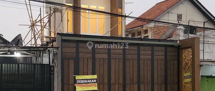 Disewa Rumah Lokasi Strategis Pinggir Jalan Gunung Batu Bogor  1