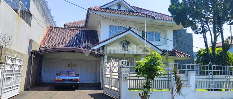 For Rent Large House Central Location Bogor Villa Duta 1