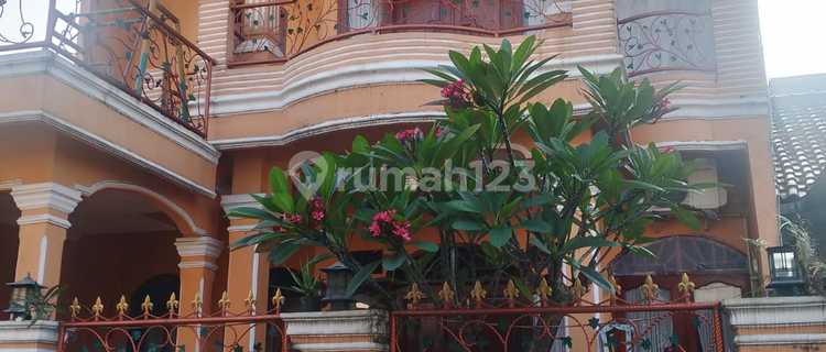 2-Story Ready-to-Occupy House in Bukit Cimanggu City, Bogor 1