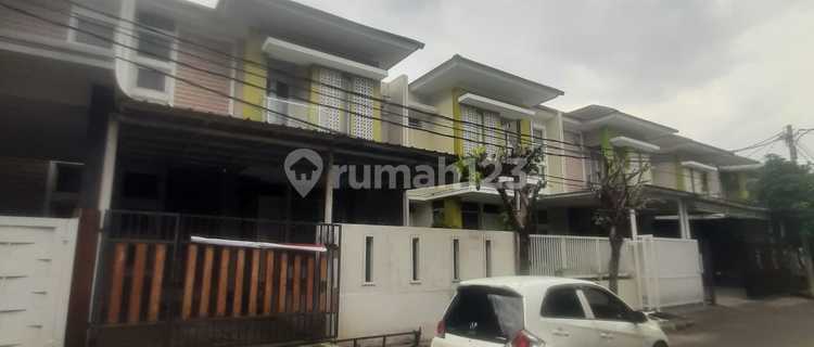 Nice 2-Story House Ready to Occupy Bukit Cimanggu City Bogor 1