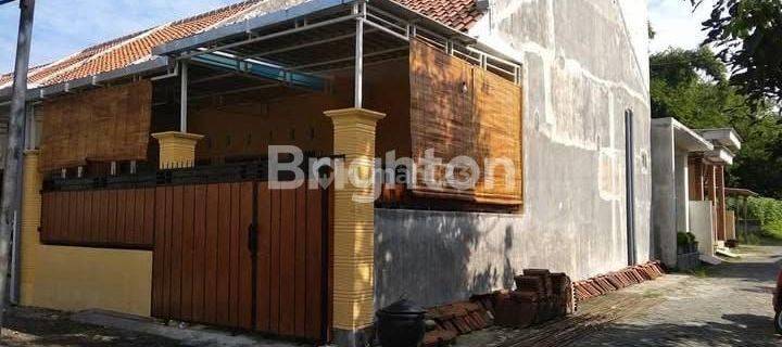 RUMAH BLITAR KOTA 2 LANTAI MODERN BAGUS SIAP HUNI 1