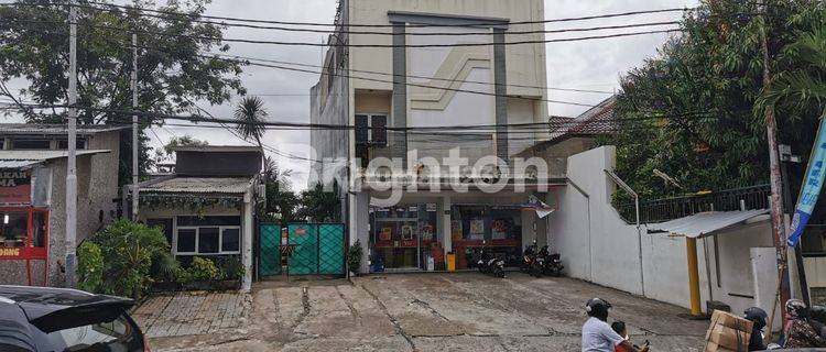 RUKO 3.5 LANTAI LOKASI STRATEGIS USAHA DAN INVESTASI UNTUNG 1