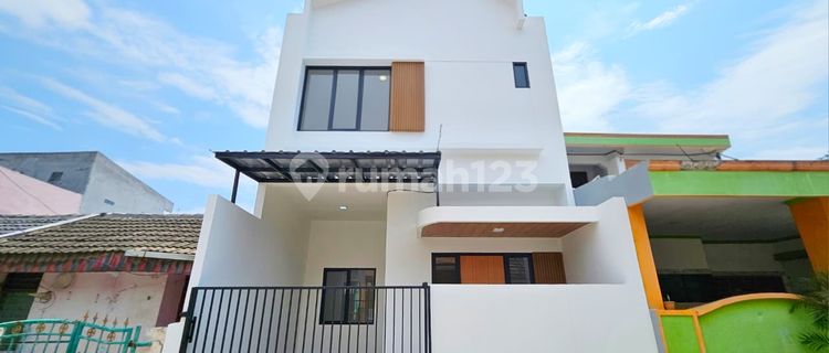 Dijual Cepat Rumah Modern Minimalis 2 Lantai Full Renovasi di Pondok Ungu Permai Bekasi 1