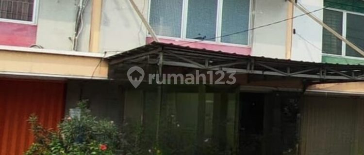 For Sale, Front and Strategic Aralia Shop House in Harapan Indah Bekasi 1