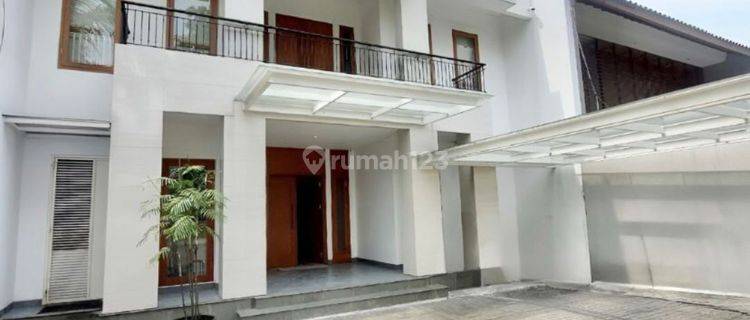 Disewa Rumah Full Furnished Area Pusat Jakarta Menteng 1