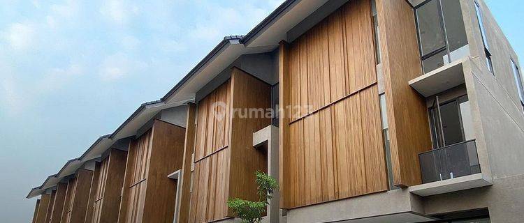 RUMAH PRANA AKSES DEKAT KE PONDOK INDAH JAKARTA SELATAN 1
