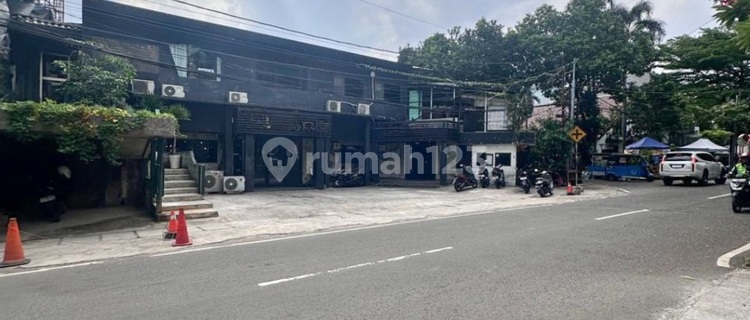 Prime Area Strategic Commercial Business Building in Senayan Jakarta 1